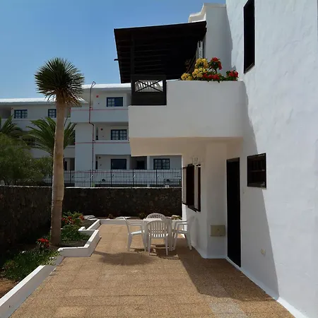 3br Beach House - Solarium Terrace Shower Вилла